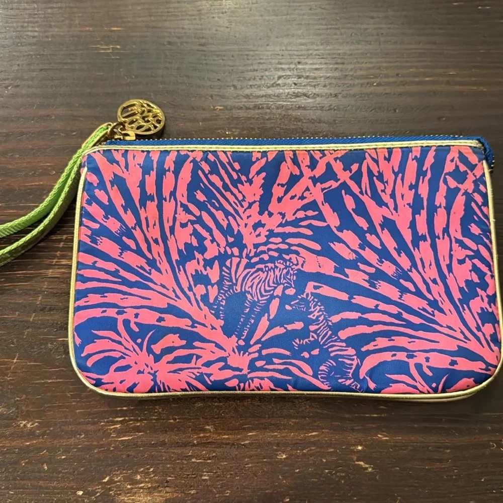Lilly Pulitzer Wallet Clutch - Picture 2 of 8